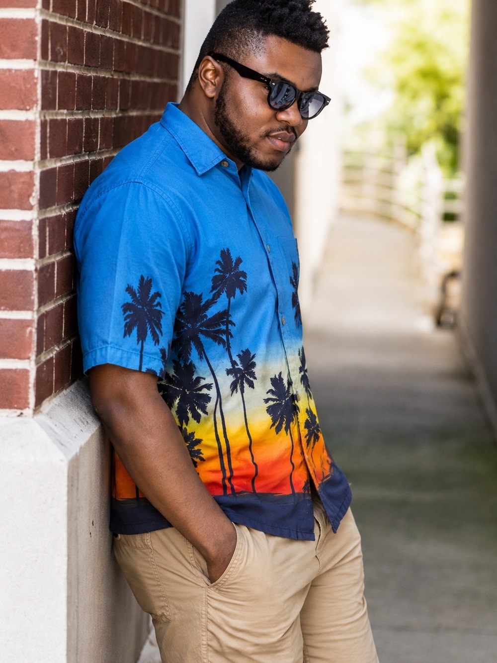 28 PALMS Men's Blue Gradient Palm-Print Short-Sleeve Button-Down Shirt